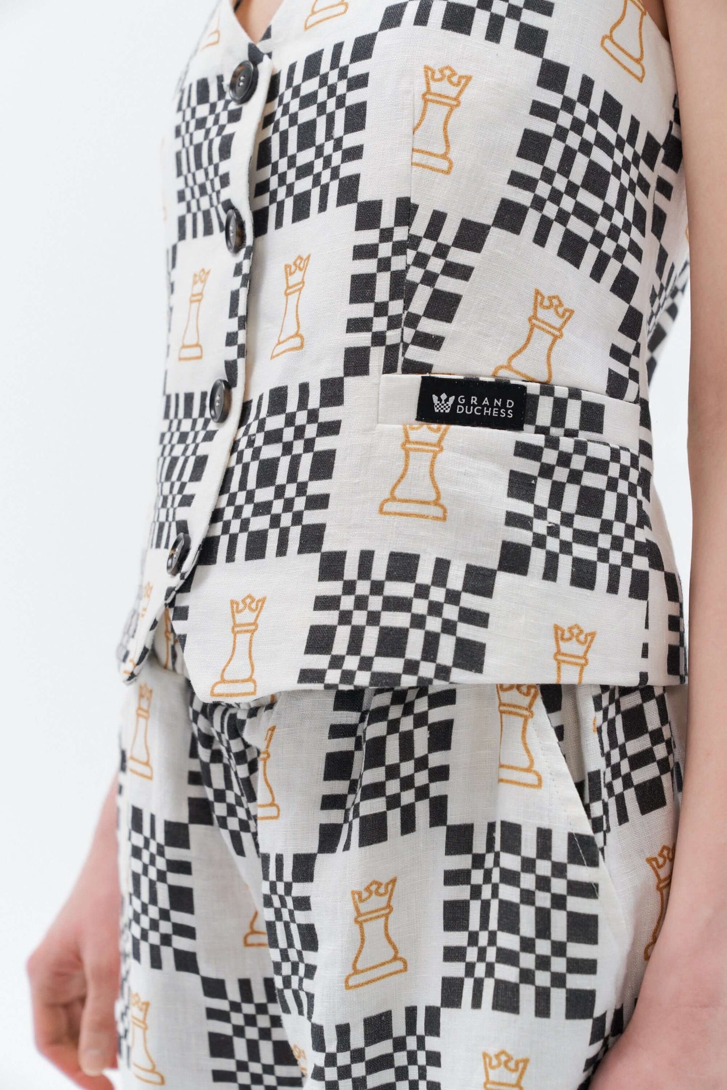 Grand Duchess linen waistcoat vesta black and white; iconic linen vest for women; elegant iconic linen waistcoat for women; fashionable linen waistcoat chess print; lininė liemenė moteriška