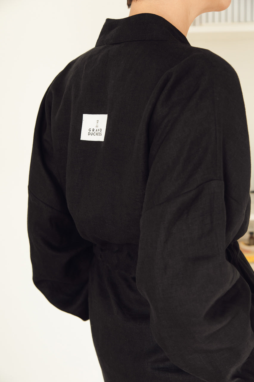 Black women's long linen robe Lumina.