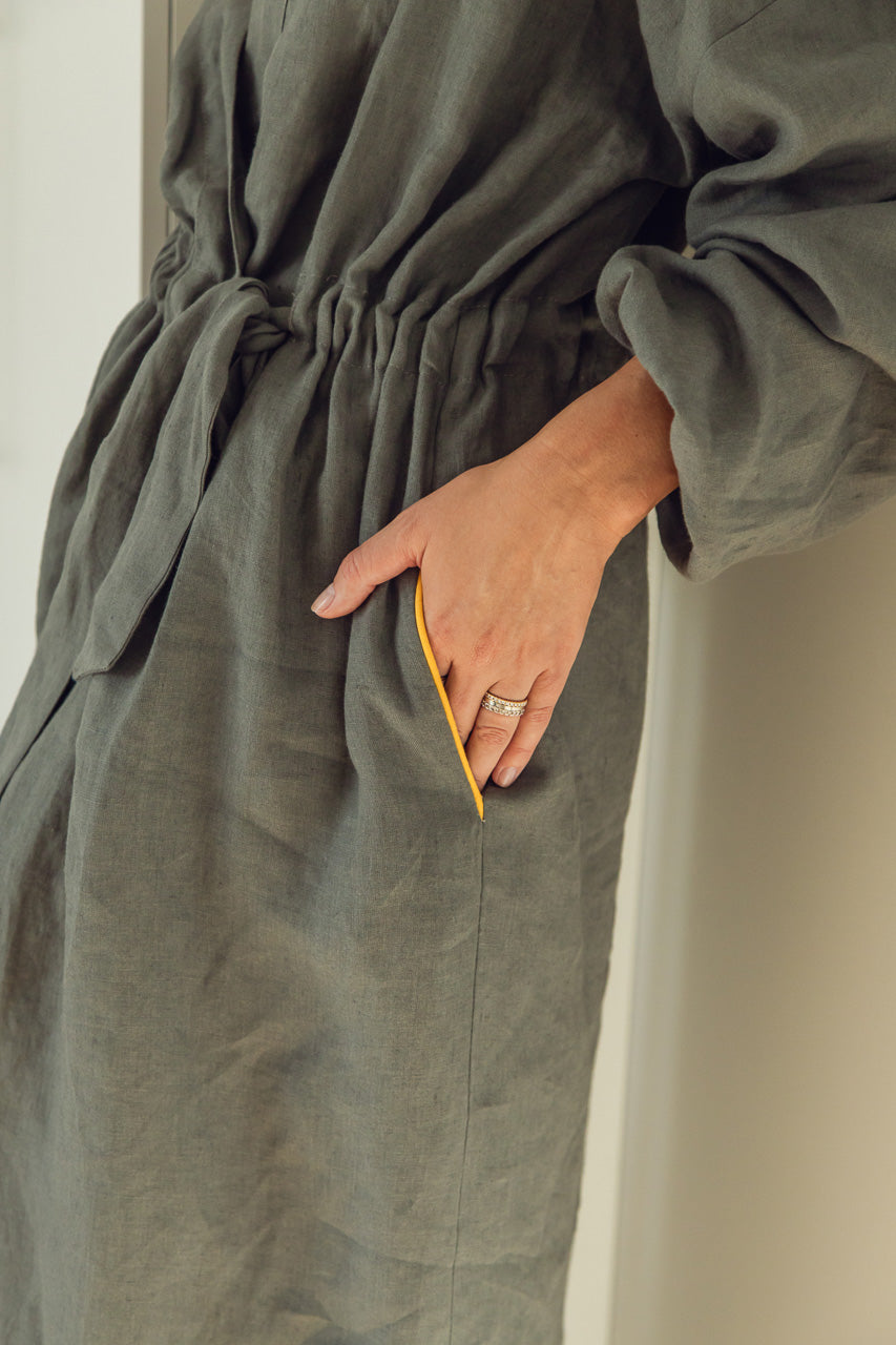 Women's long linen robe Lumina in grey.