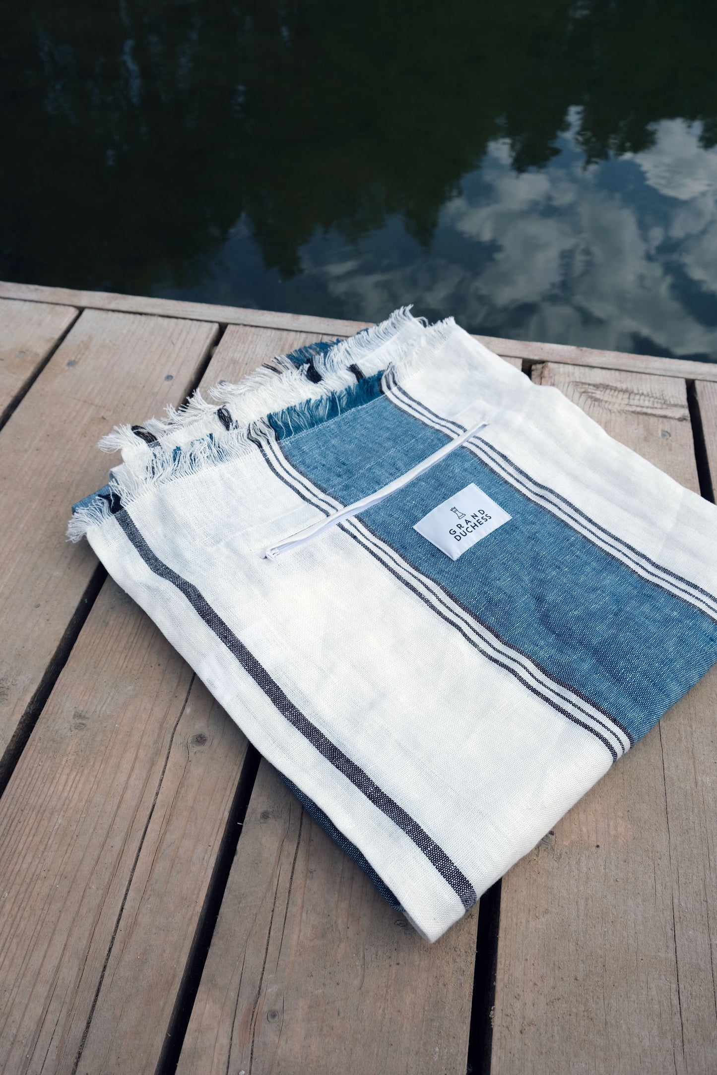 Grand Duchess - linen towel; linen blanket; wide linen blanket; linen beachtowel; wide linen blanket; linen beach blanket; pure linen beach towel; 100% linen beach blanket