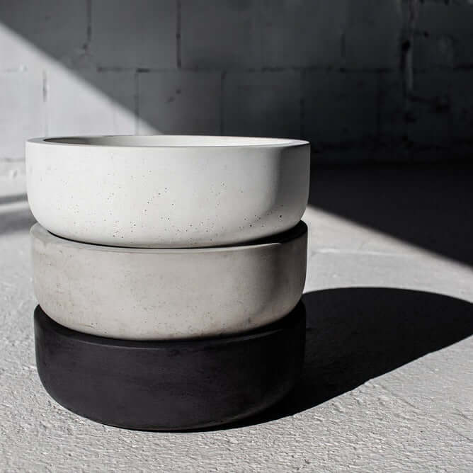 Grand Duchess Minimali concrete bowl; sizeable bowl; bowl for dining table, bowl for decor; handmade concrete bowl