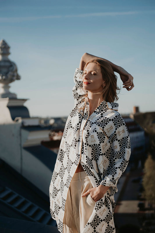 Women’s linen shirt “ICONIC” by Grand Duchess — oversized, sustainable linen clothing for modern women. Part of our “How to care for your closet” essentials