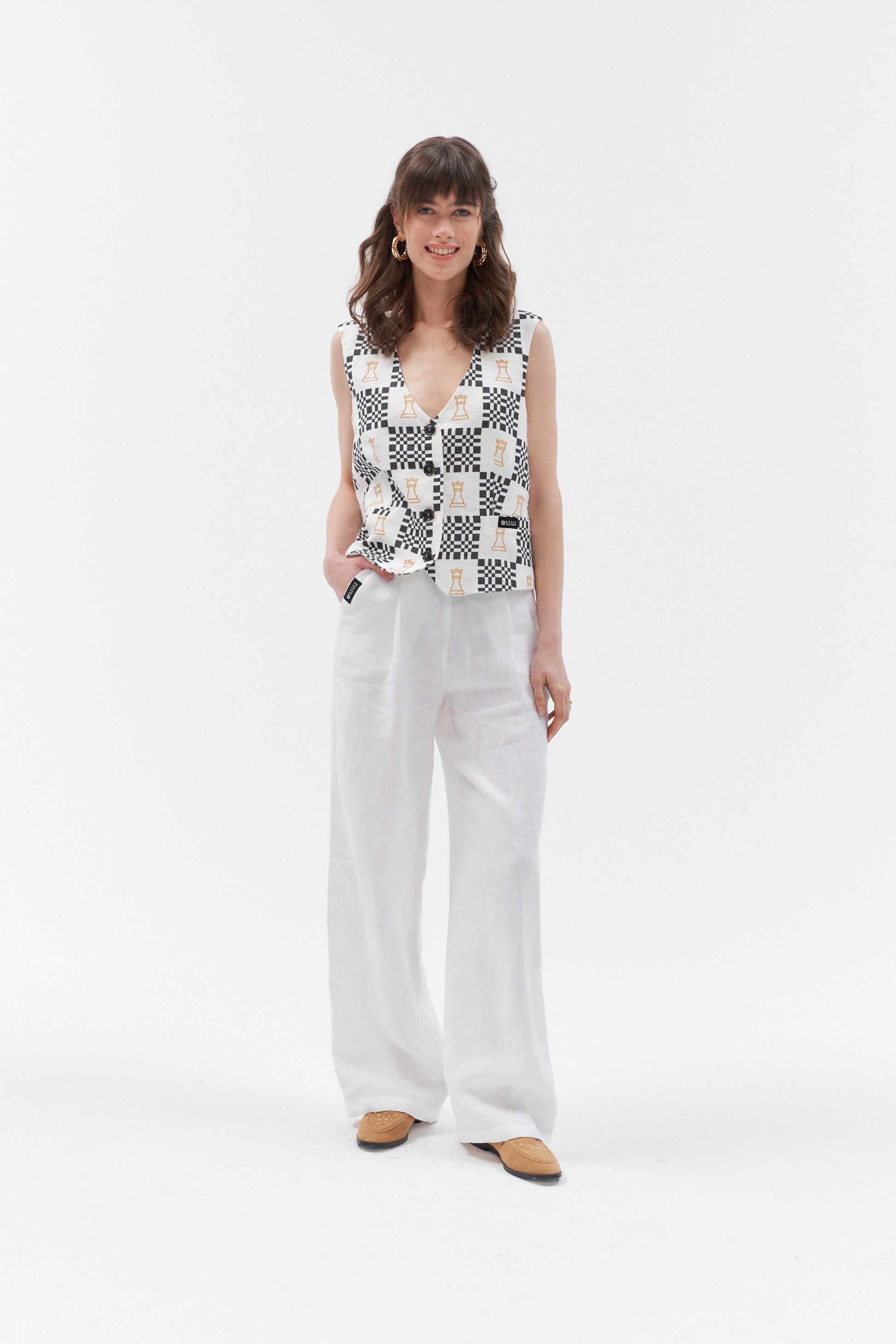 Grand Duchess linen waistcoat vesta black and white; iconic linen vest for women; elegant iconic linen waistcoat for women; fashionable linen waistcoat chess print; lininė liemenė moteriška