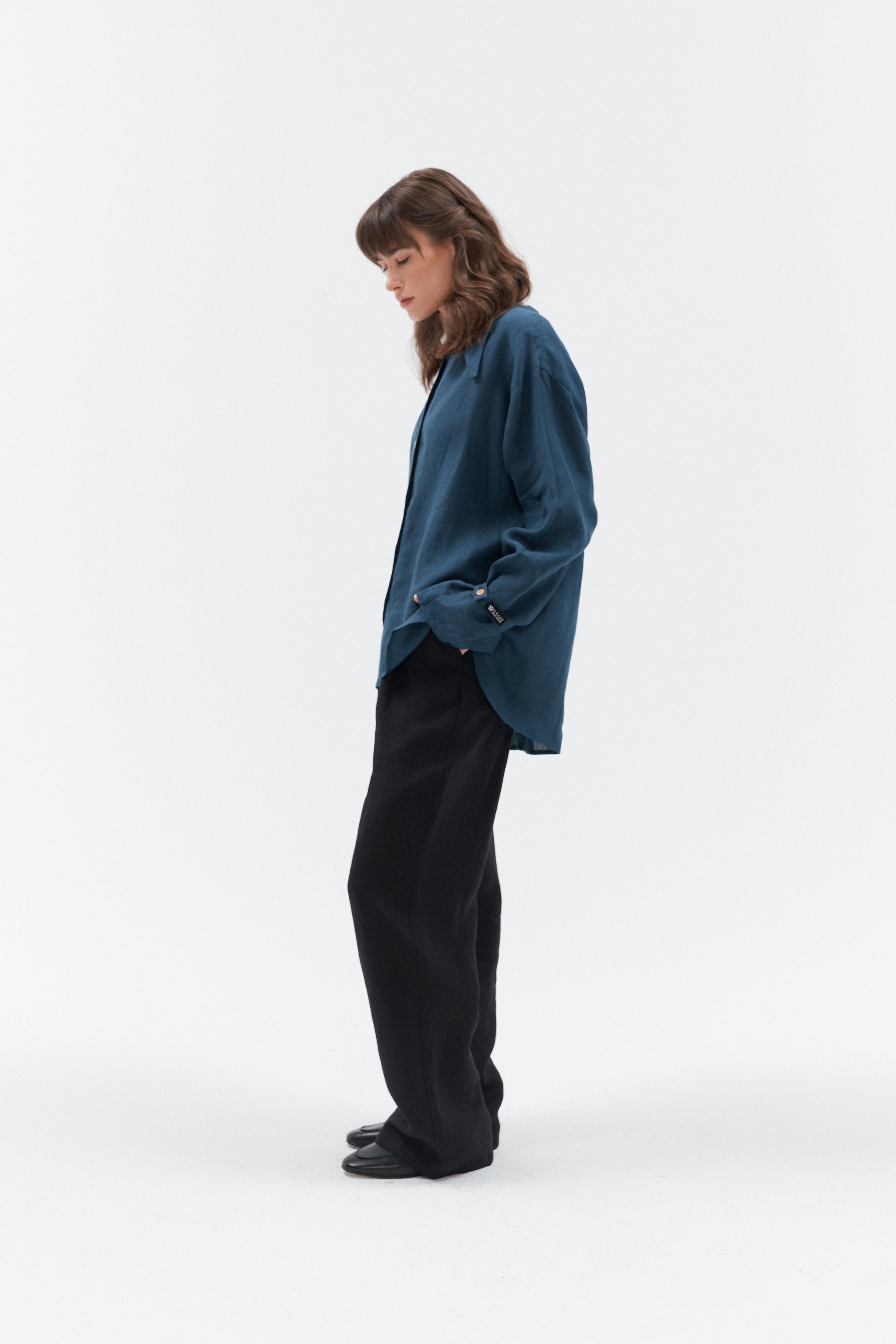 Long sleeved linen shirt Adorable - Grand Duchess; harp stylish and trendy collar shirt for women; long puff sleeves with fixing bottom; luxury 100% linen shirt