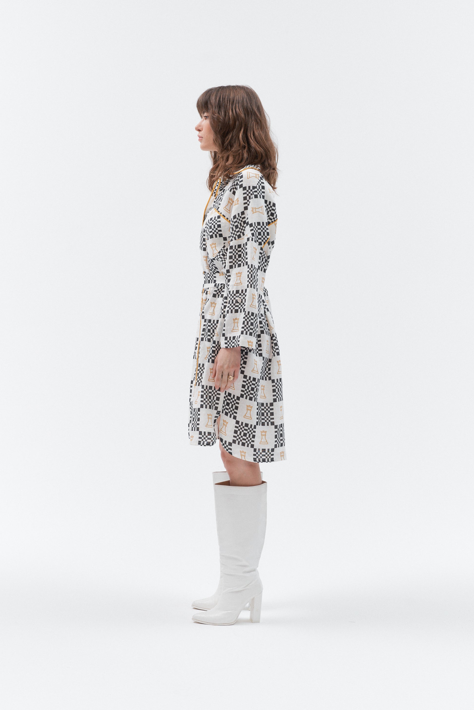 Grand Duchess oversize linen dress iconic; black and white linen dress; midi linen dress; unique pattern 100% linen dress; midi linen dress women; elegant linen dress with sleeves women; lininė suknelė moterims; midi ilgio lininė suknelė moterims; išskirtinio dizaino lininė suknelė; chess print linen dress 