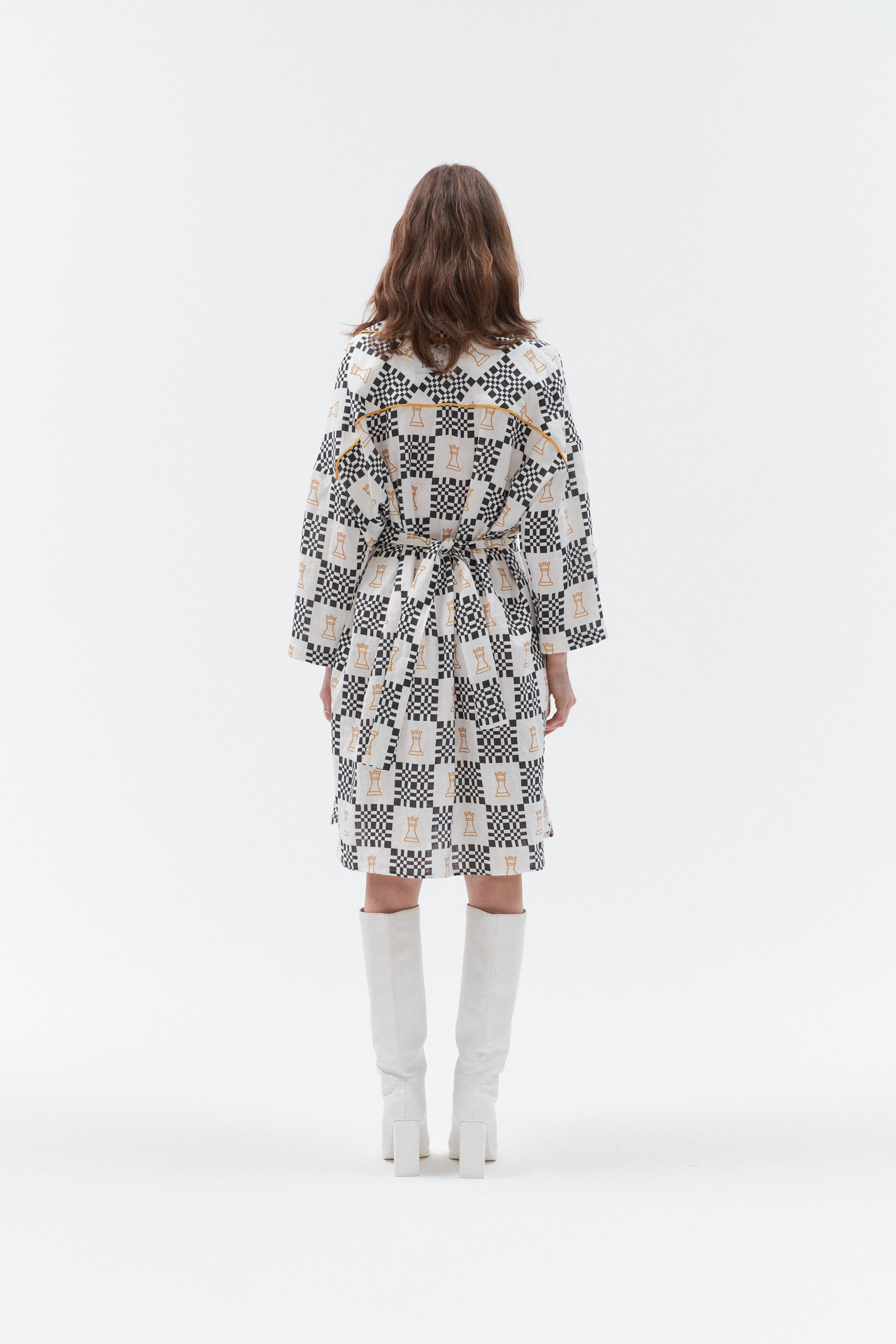 Grand Duchess oversize linen dress iconic; black and white linen dress; midi linen dress; unique pattern 100% linen dress; midi linen dress women; elegant linen dress with sleeves women; lininė suknelė moterims; midi ilgio lininė suknelė moterims; išskirtinio dizaino lininė suknelė; chess print linen dress 