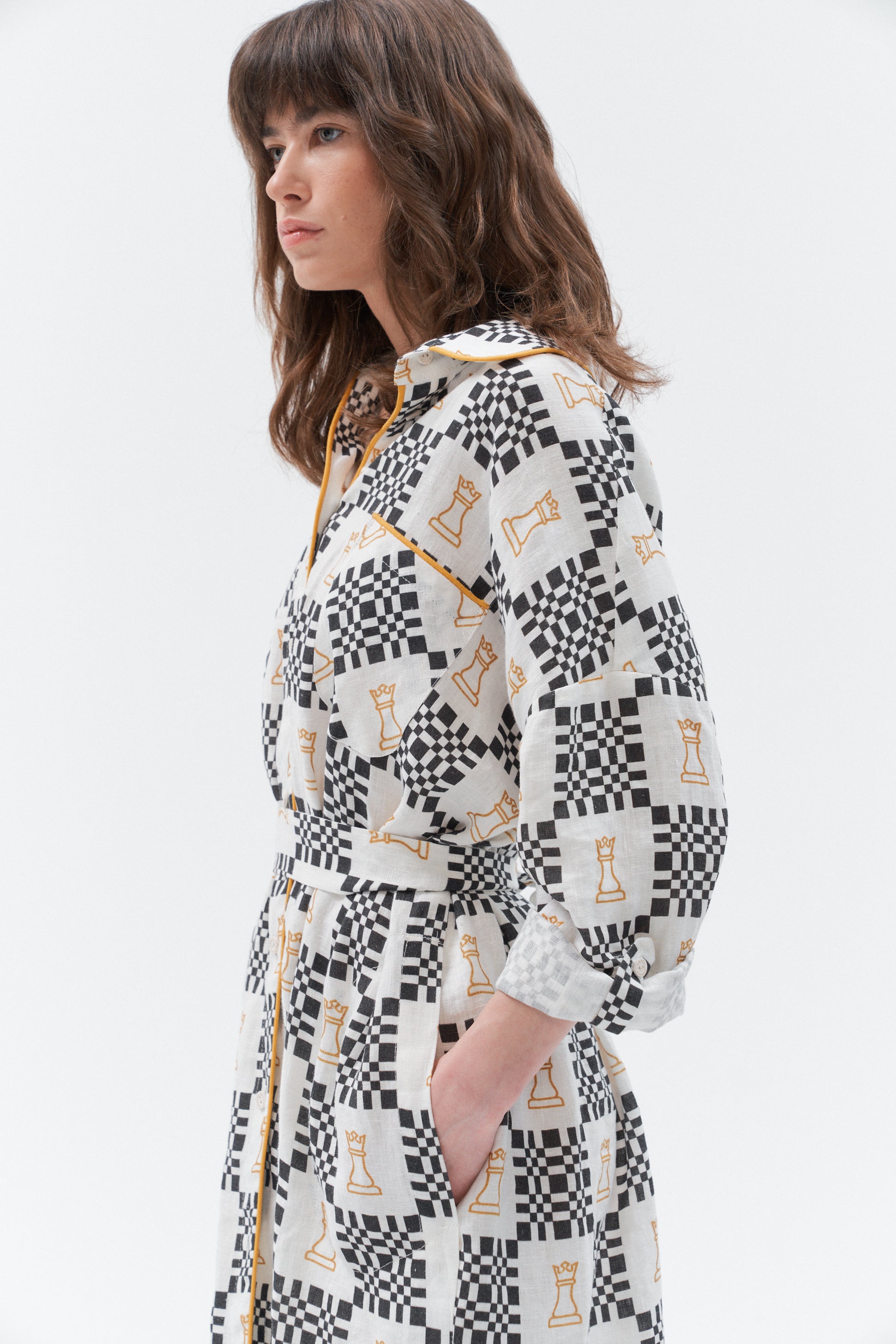 Grand Duchess oversize linen dress iconic; black and white linen dress; midi linen dress; unique pattern 100% linen dress; midi linen dress women; elegant linen dress with sleeves women; lininė suknelė moterims; midi ilgio lininė suknelė moterims; išskirtinio dizaino lininė suknelė; chess print linen dress 