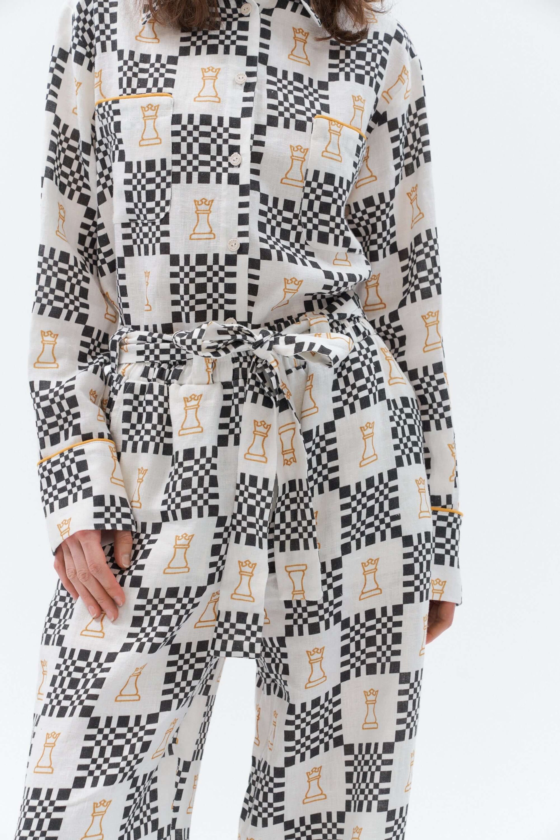 Grand Duchess linen pants; wide leg pants; linen throusers; stylish pants; unique pattern linen pants; luxury linen pants; exclusive desing linen pants; long wide linen pants; elegant linen suit; linen pants with belt