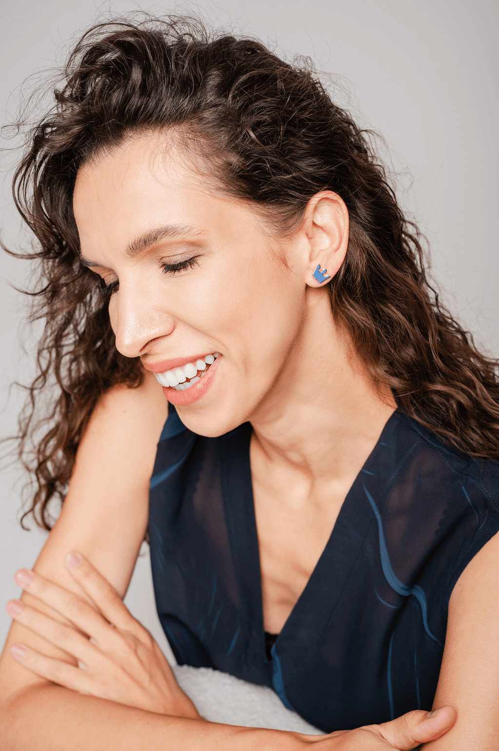 Blue crown-shaped porcelain earrings with 12K gold, handmade with hypoallergenic silver clasps.