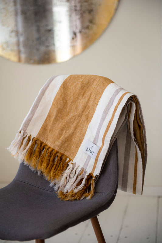 The limited-edition linen towel-blanket "Friendly" - Grand Duchess | Linen beach towel